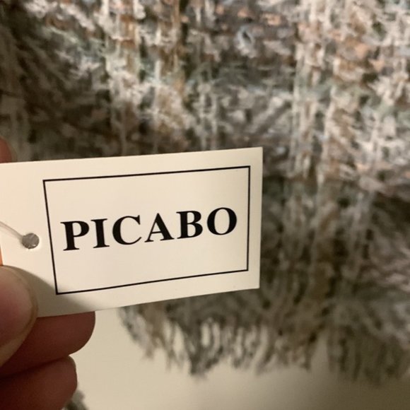 New with tag Picabo Large Soft Scarf shawl - Picture 3 of 4